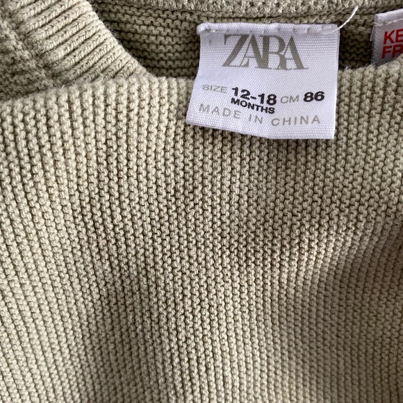 Knit pullover - Picture 2 of 2